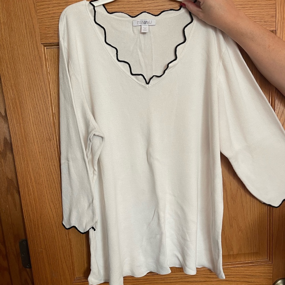 Roz & Ali 2Xl sweater